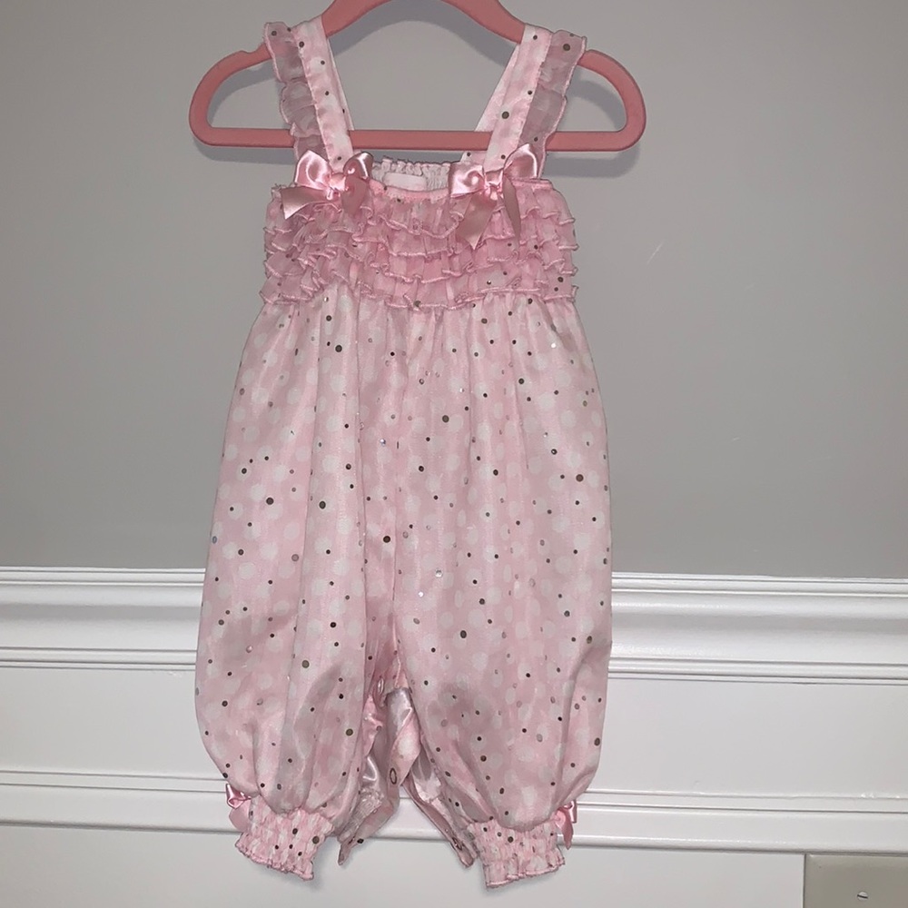 Cute sparkly and pink romper size 12 months